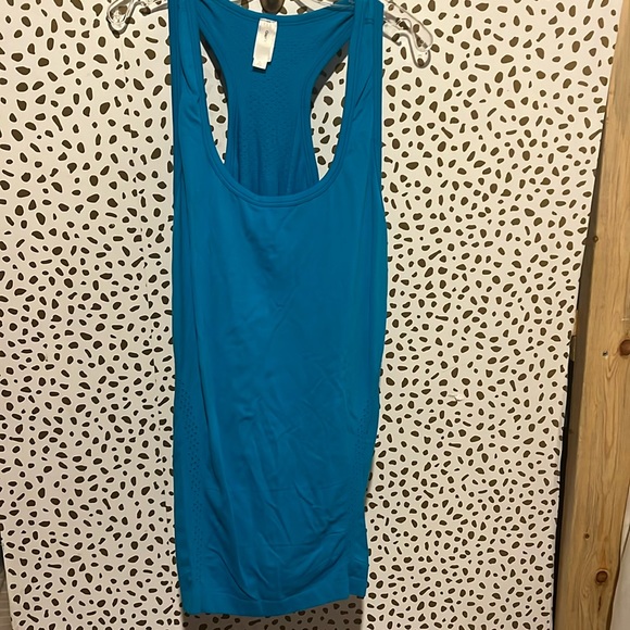 GAP Tops - Gap fit tank